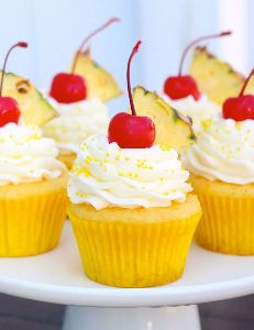 Pineapple Cupcake