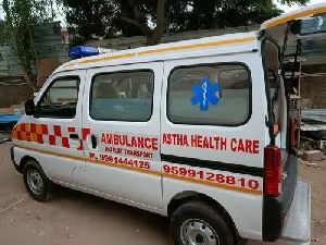 Maruti Eeco Ambulance with Auto Loading Stretcher