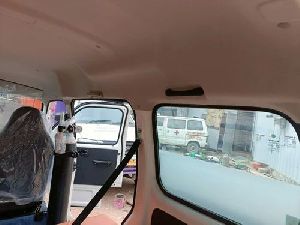 Maruti Eeco Ambulance with Auto Loading Stretcher