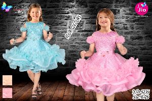 Des. No. 6235 Girls Frock