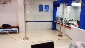 Q Manager Stand