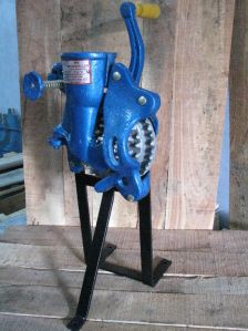 Hand Operated Corn Sheller