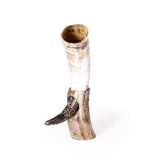 natural drinking horn