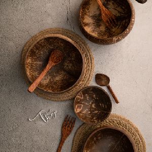 Coconut Shell Round Bowl Set