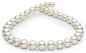 Pearl String Necklace