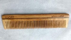 Brown Dressing Neem Wooden Comb