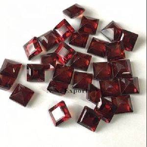 Natural Mozambique Red Garnet Faceted Square Loose Gemstones