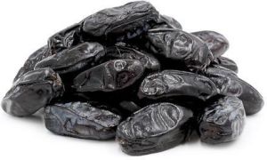 black dates