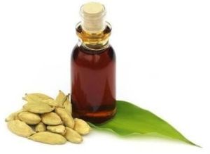 Cardamom Oleoresin Oil