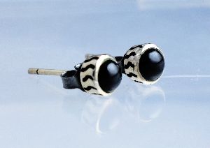 Black Onyx Elegant Silver Stud earrings