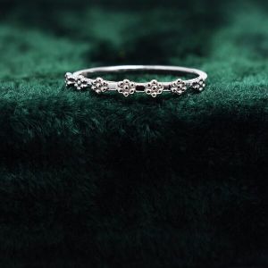 Tiny Flower Classy Silver Band
