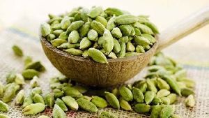 Cardamom (ilaayachee)