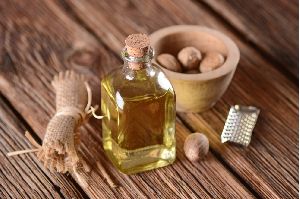 Nutmeg Oil