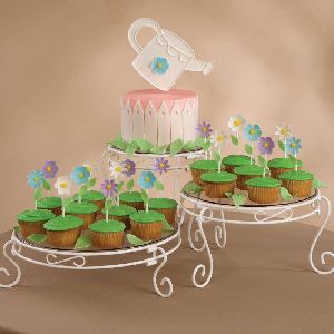 Round Metal Cake Stand