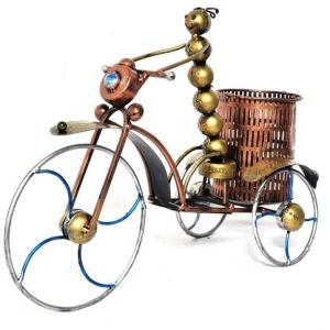 Iron Handicraft Rickshaw Showpiece