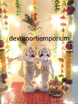Marble Radha Krishna Statue