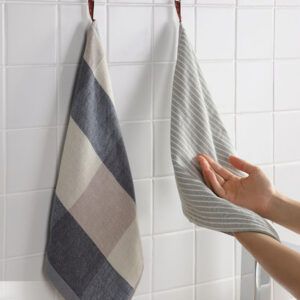 Fingertip Towel