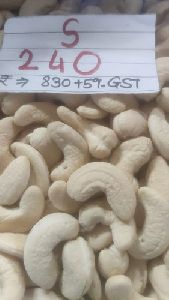 W240 Organic Cashew Nuts