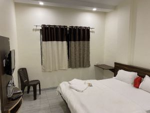 Hotel Rooms Booking Services