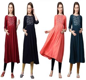 MomToBe Women's Rayon Geometric Yoke Maternity Kurti