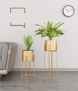 Metal plant Stand Set Of 2 Gold