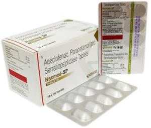 Aceclofenac Paracetamol Serratiopeptidase tablet