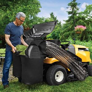 LX 46 Cub Cadet Ride On Mower