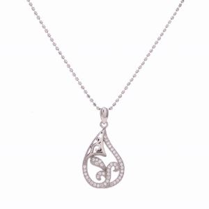 CZ Beautiful Pendant in Silver Chain