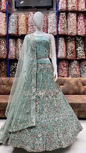 embroidered bridal lehenga