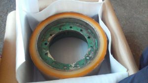 POLYURETHANE WHEELS FOR MANIPULATOR