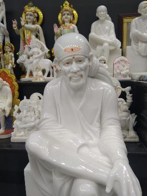 Sai Baba Marble Moorti