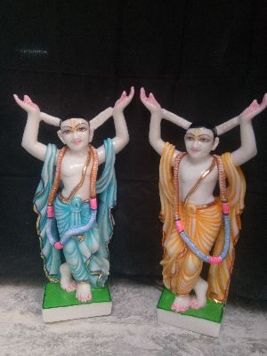 Chaitanya mahaprabhu marble statue