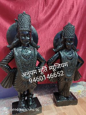 Vithal rukmani marble statue