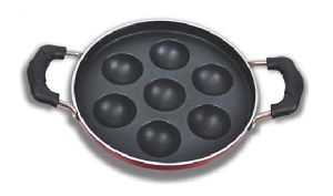 7 Cavity Non Stick Paniyarakkal Pan