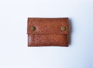 Double button trifold wallets