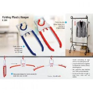 FOLDING PLASTIC HANGER