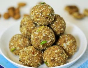 Methi Dink Ladoo