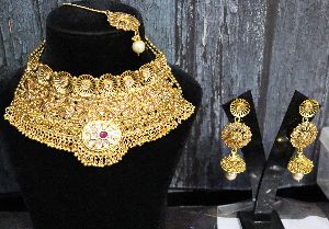 Polki Necklace Set with Earrings