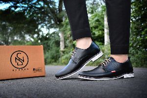 NEORON Corporate Casuals Men Shoes