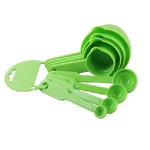 Green Measuring Cup And Spoon Set