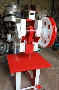 15 Ton Semi Automatic Slipper Making Machine