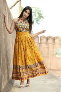 Anarkali Kurti