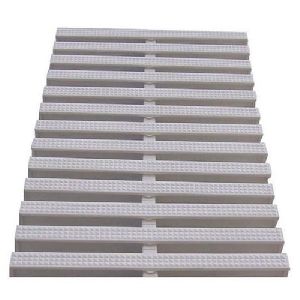 swimming pool grating