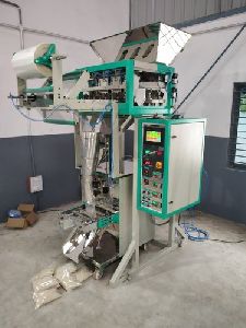 Granual Packaging Machine