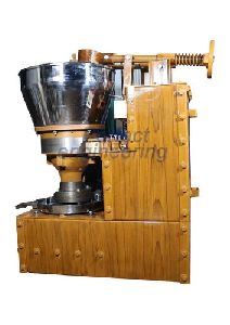 Rotary Cold Press Ground Nut Oil Extracting Machine, Capacity: up to 5  ton/day at Rs 240000 in Coimbatore