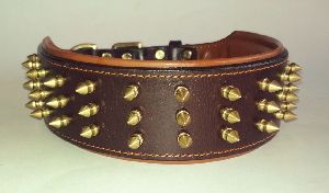 Spikes leather dog collar