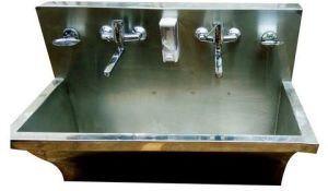 Double Tap Scrub Station