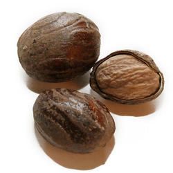 Shelled Nutmeg