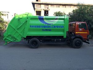 Refuse Vehicle Compactor