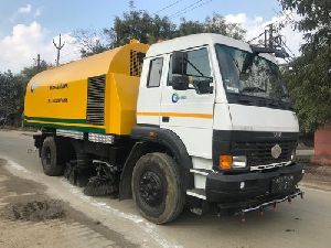 truck mounted road sweeper